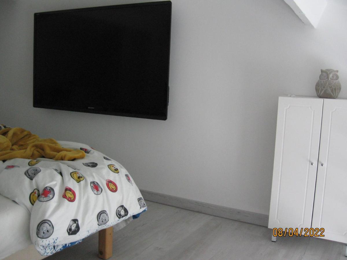Appartement Avec Chambre En Mezzanine Rognac Exterior photo